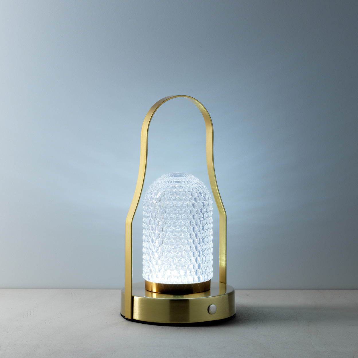 Draadloze LED Tafellamp Messing – Stijlvol Licht