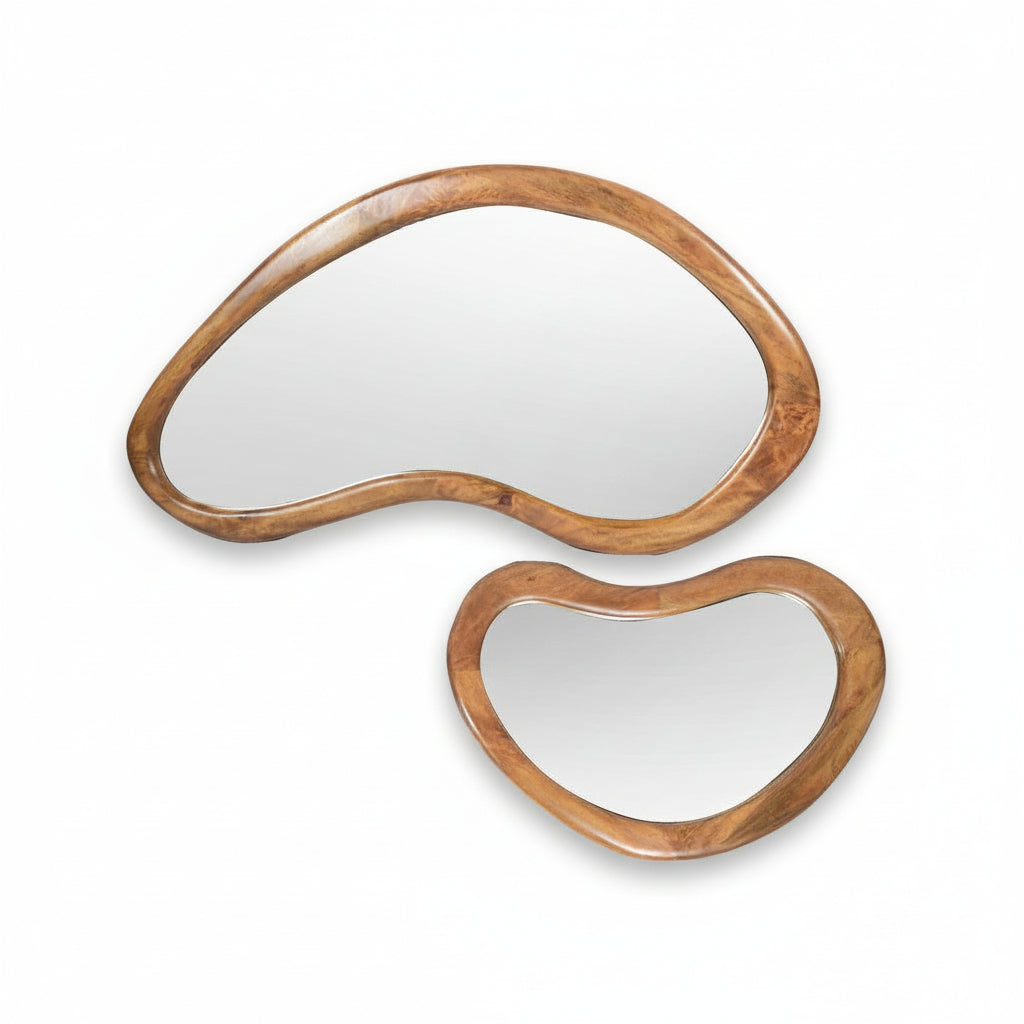 By Mooss houten spiegelset met twee organisch gevormde spiegels en warme oil finish
