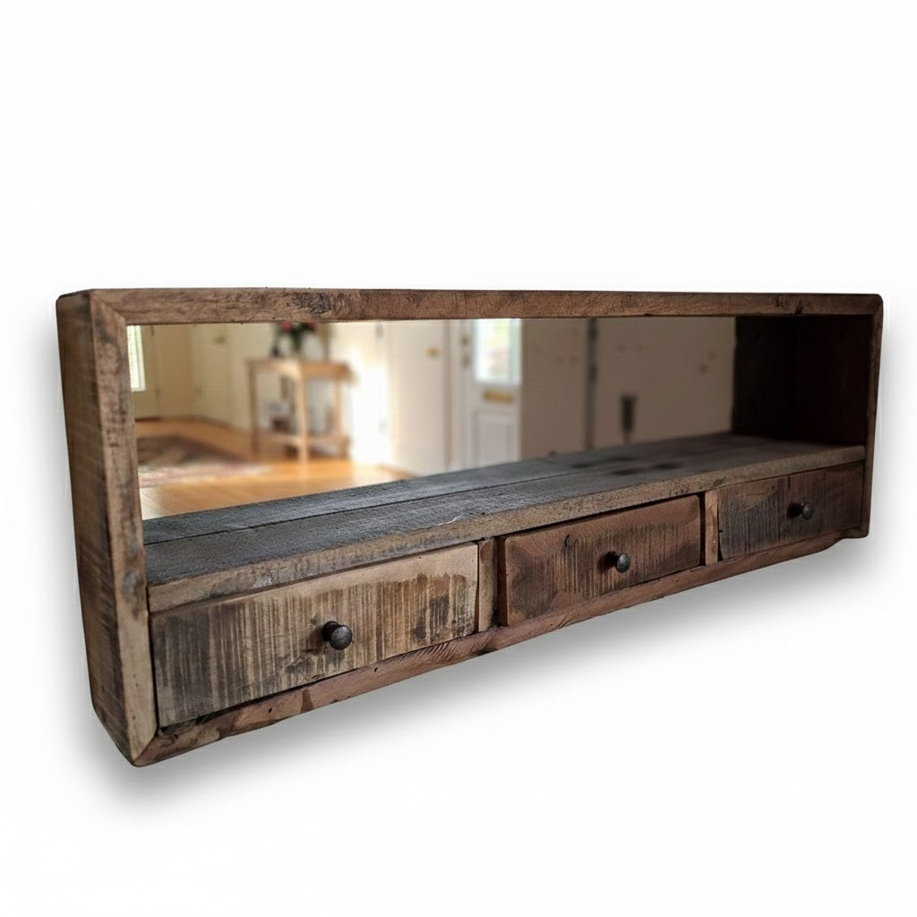 Stoer en landelijk wandkastje van gerecycled hout met spiegel en 3 lades van By Mooss Rimisa