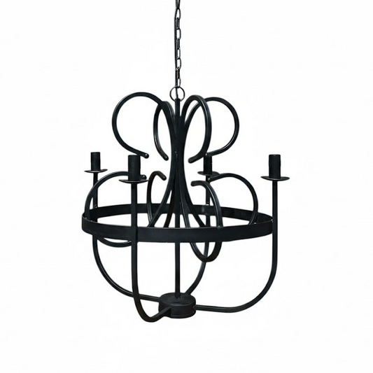 Sfeervolle zwarte metalen kroonluchter met een industrieel en sierlijk ontwerp voor een modern interieur van Rimisa.